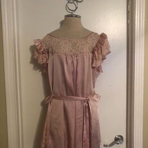 🌼3 for 25🌼 Plus Size Blush Pink Lace Tunic